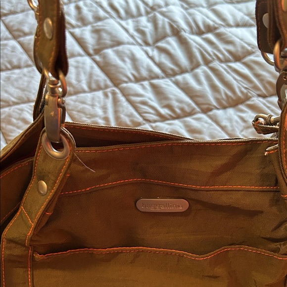 Olive Green Baggallini Bag with Pouch - Picture 2 of 6